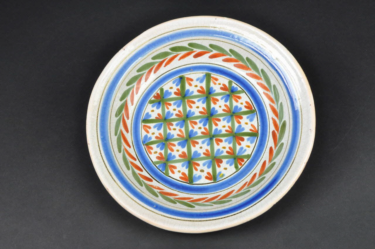 assiette creuse Bretagne, France 1889 1889.3.47 Photo Mucem