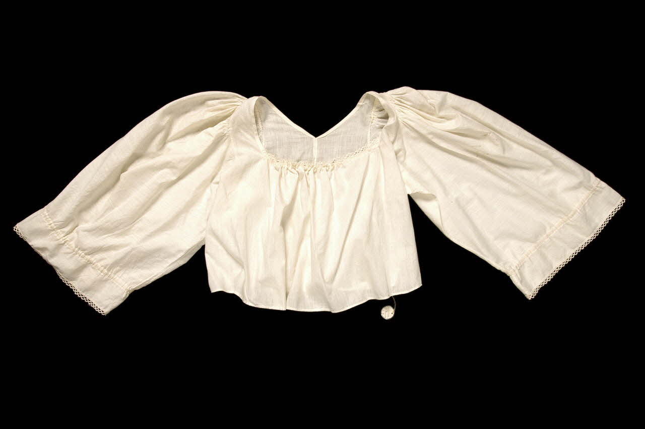 chemise DMH1989.26.2.1 Photo