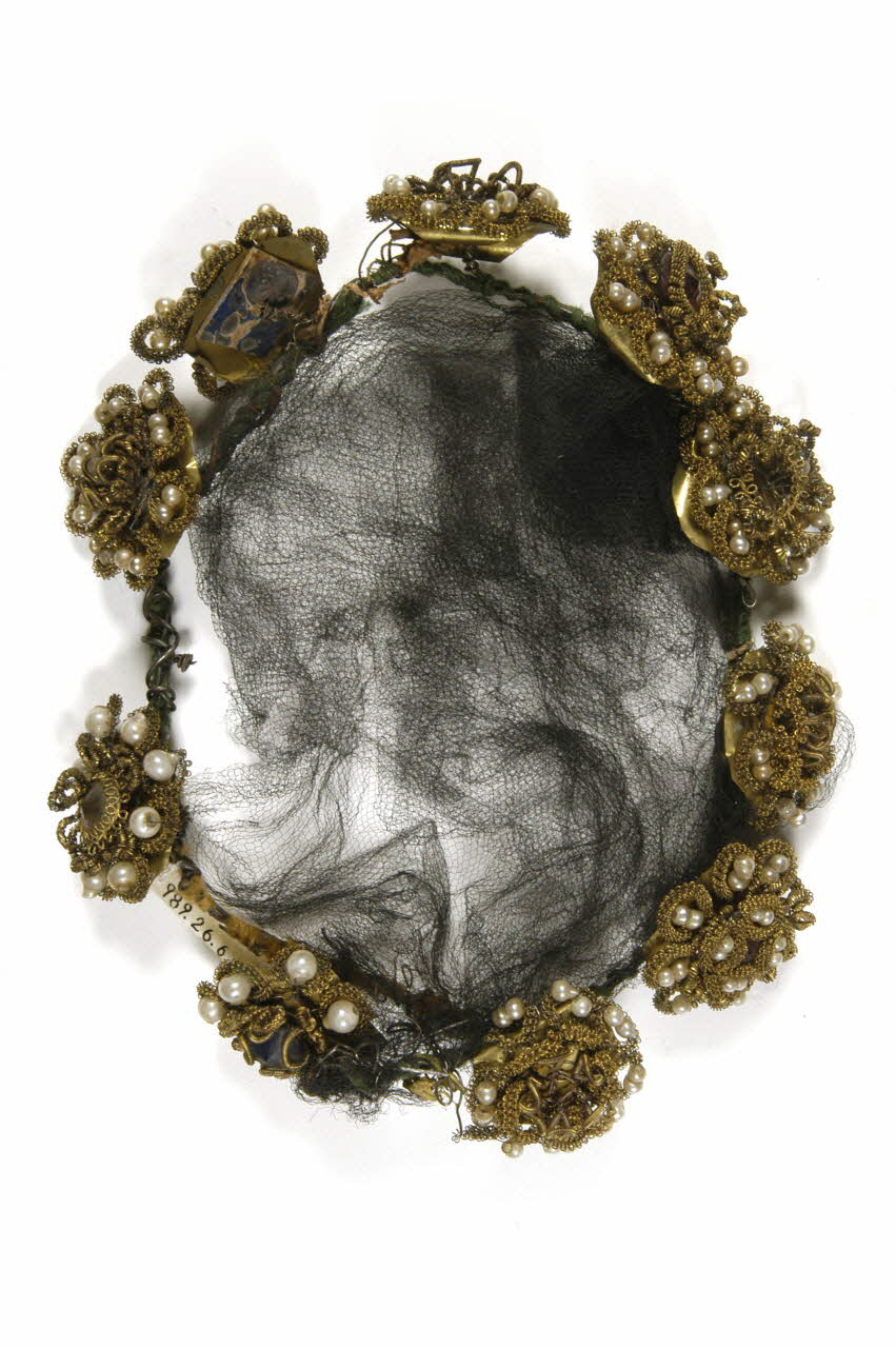 parure de mariée DMH1989.26.6-1  Photo