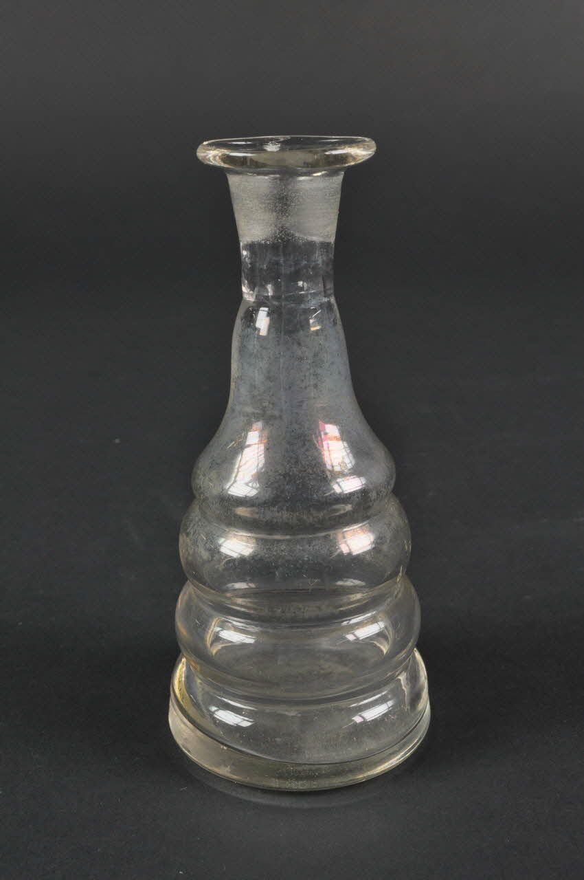 bouteille topette à absinthe 1930 1963.126.42 Photo Mucem