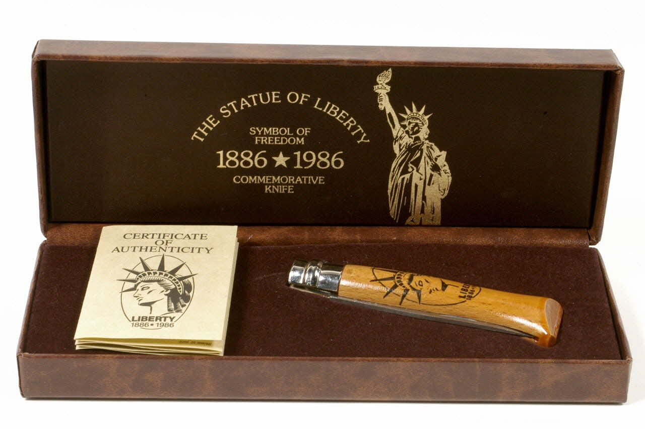 couteau Opinel 1986 1994.14.1.1-2 Photo