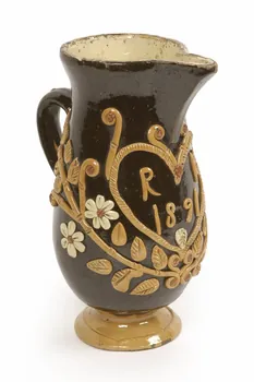 cruche de mariage Alsace, France 1891 1995.19.2 Photo