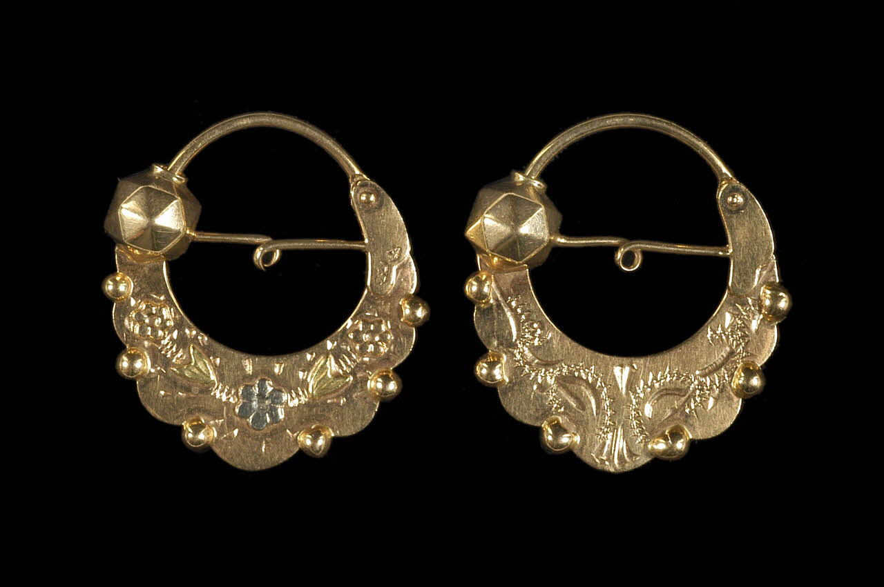 boucle d'oreille créole créole tarine 1995.25.1.1-2 Photo