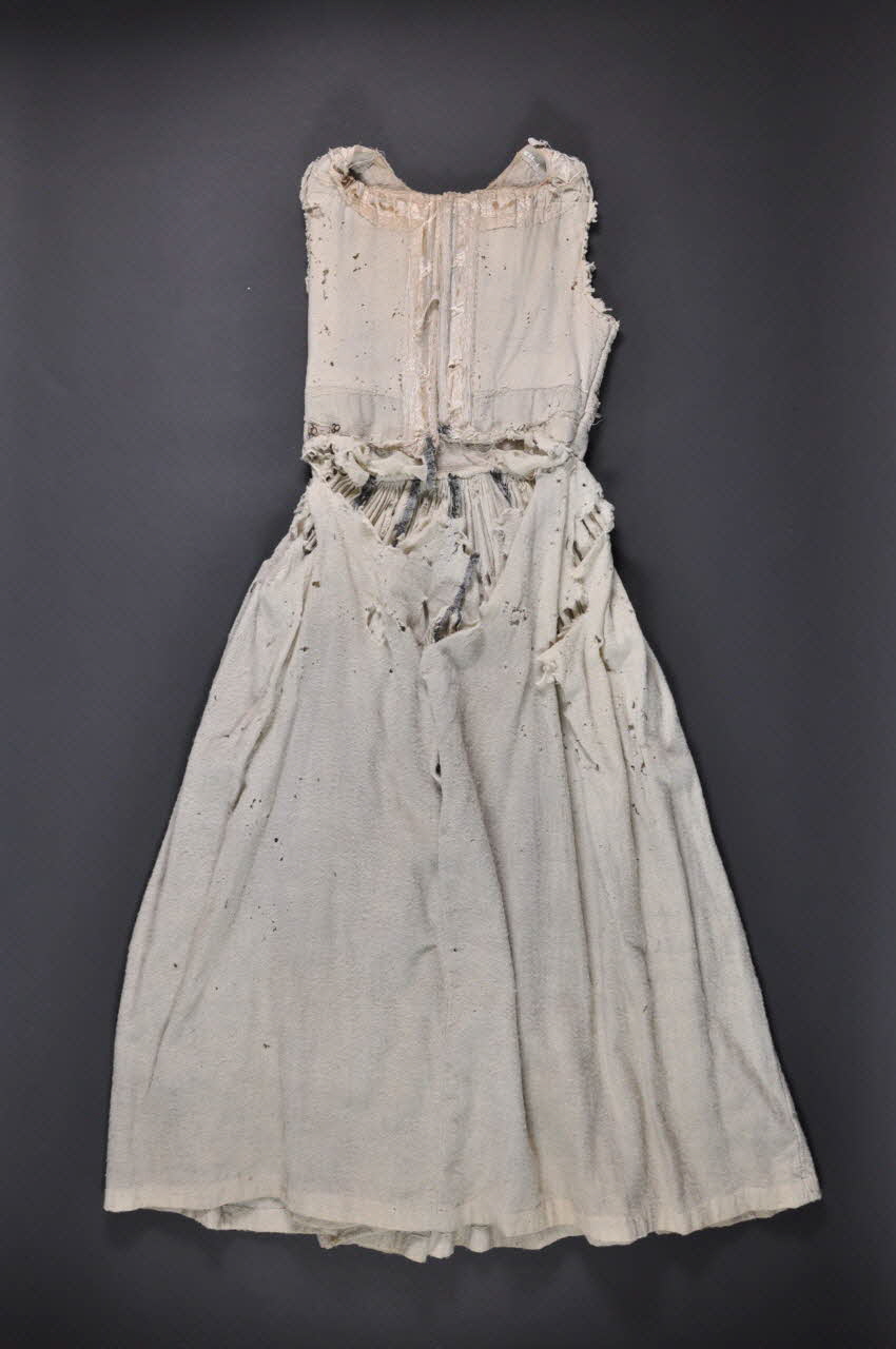 robe 1889.3.81  Photo Mucem