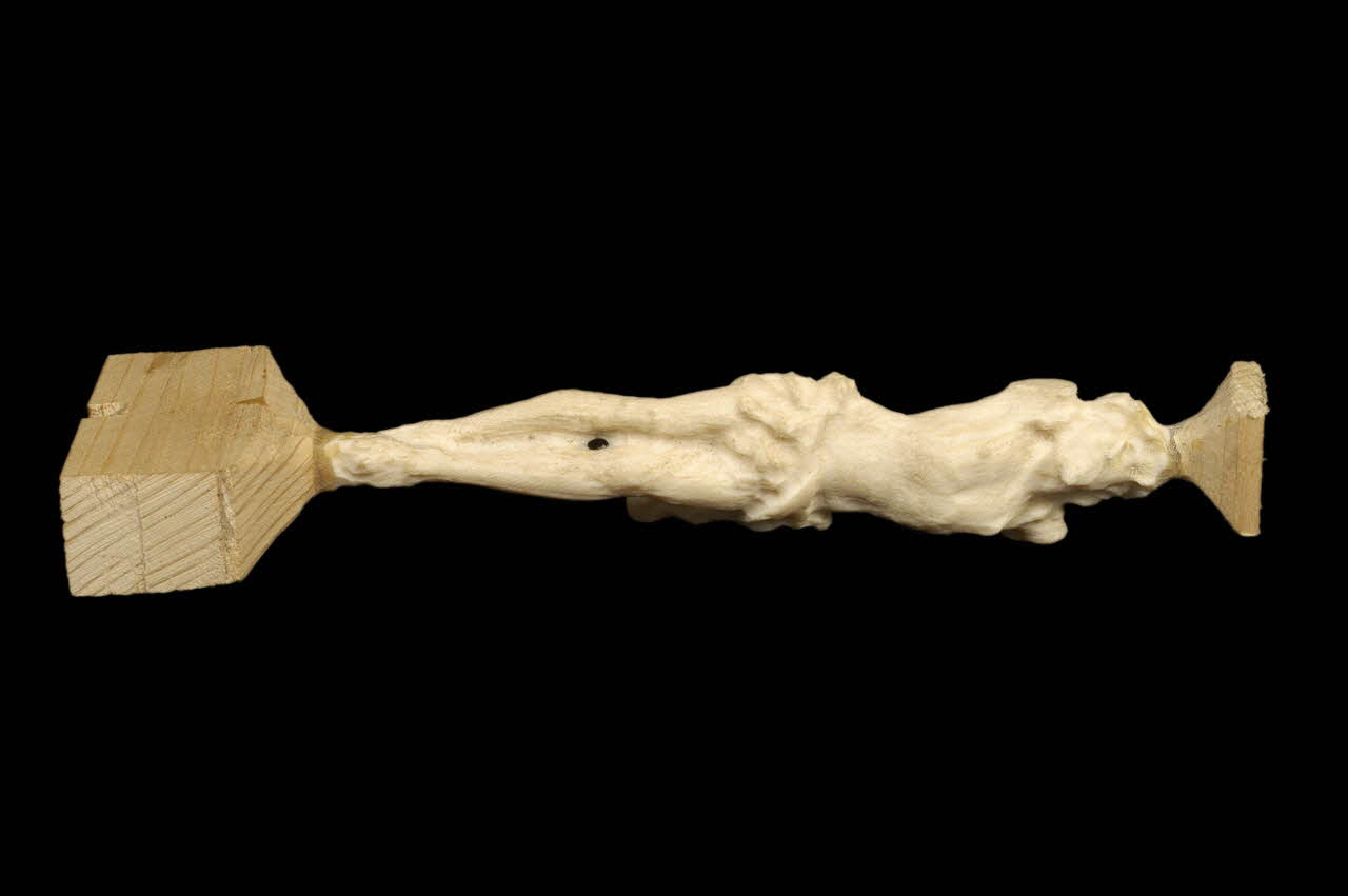 Philippe Ragault statuette Haute-Normandie, France 1997 1997.52.6 Photo