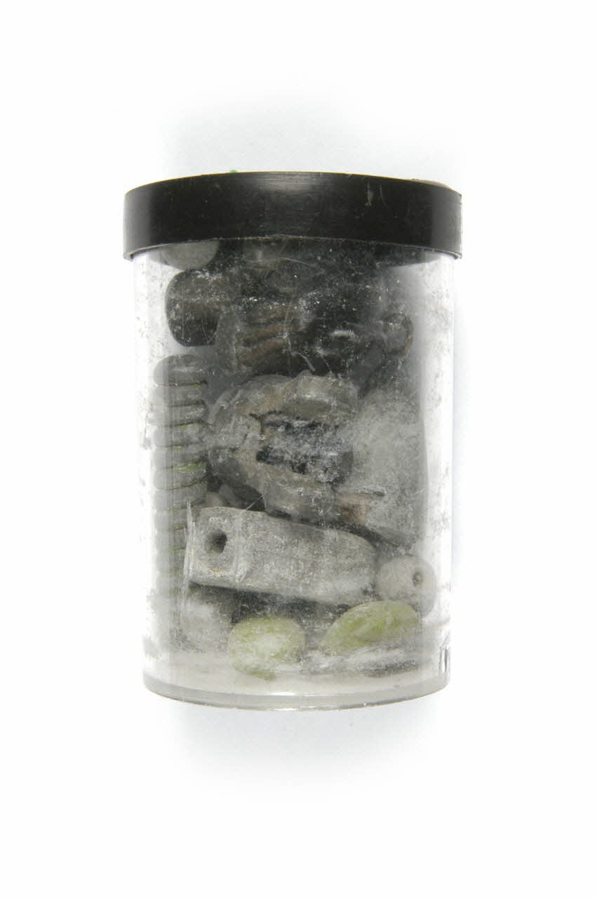 boîte 1998.22.1.4.23-24 Photo