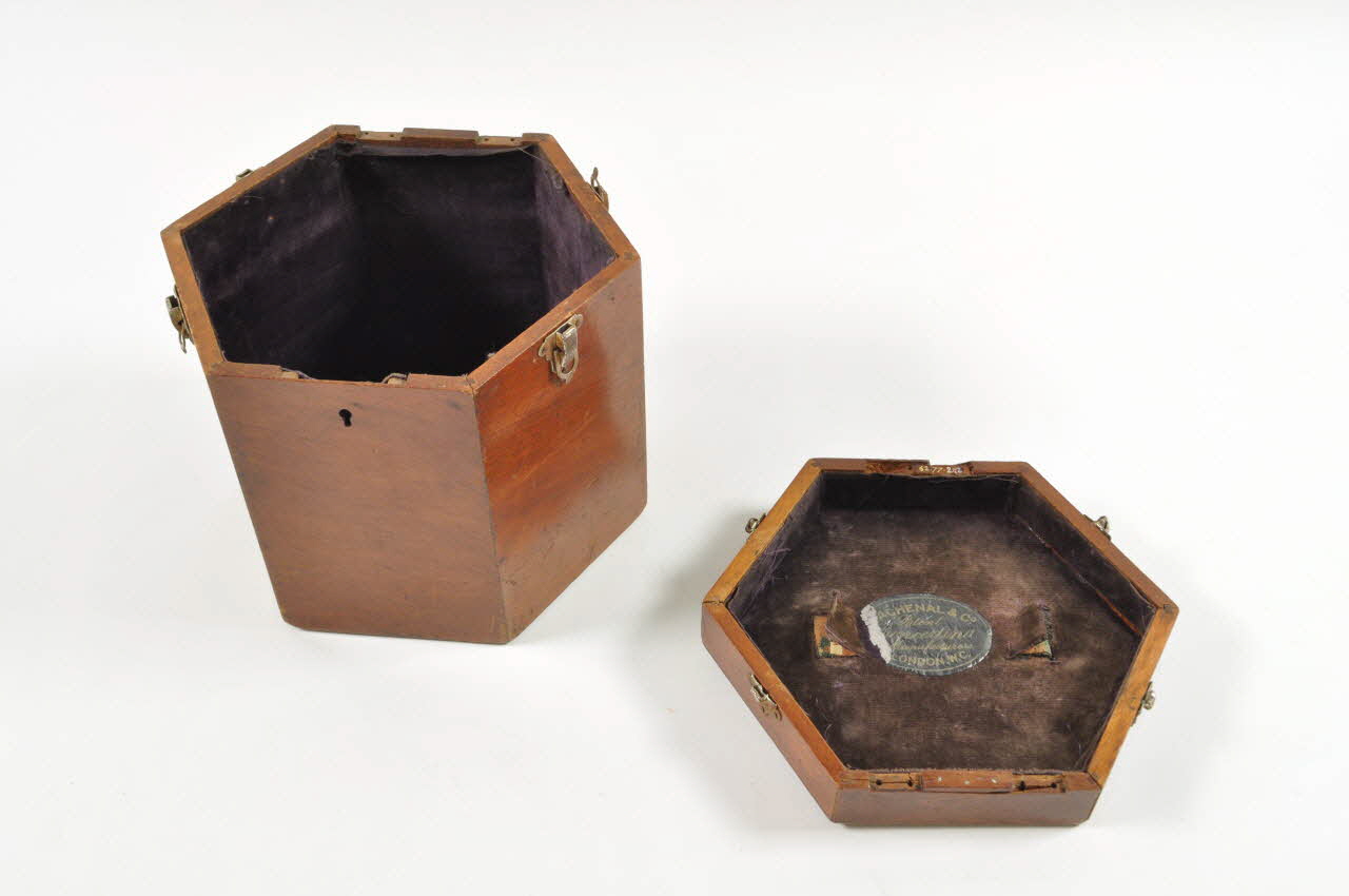 boîte 1962.77.2.1-3 Photo Mucem