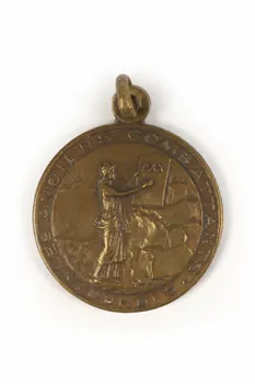 médaille de dévotion Les anciens combattants Lourdes Pax 1998.30. 6 Photo