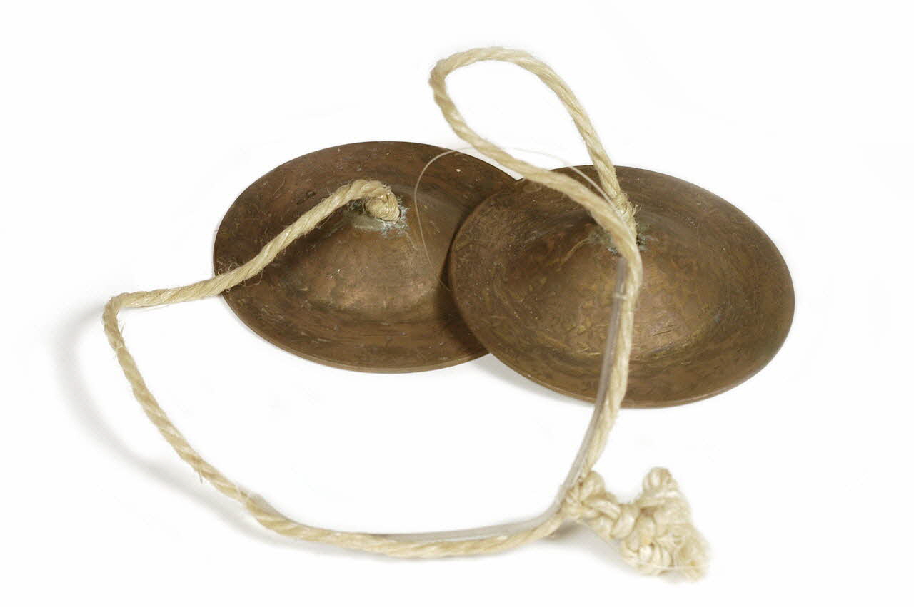 Jacques Sidambarom cymbales talom Guadeloupe, France 1998 1998.39.3 Photo