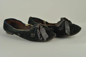 soulier 1889.3.91.1-2 Photo Mucem