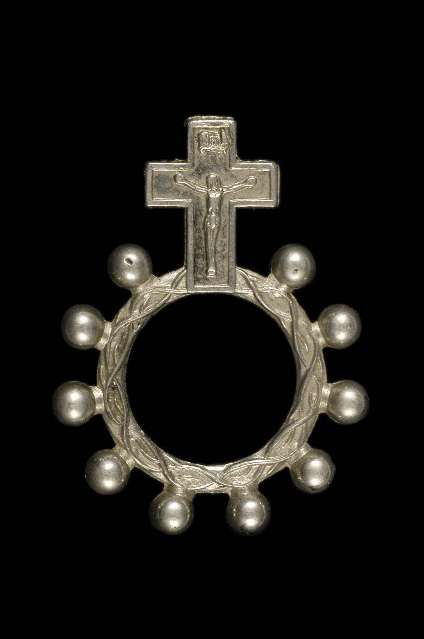 bague-dizainier Italie 1980-1990 1998.64.7.1 Photo