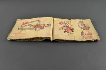LIVRE D'ILLUSTRATION Carnet de modèles de tatouages 1963.150.2.1-45 Photo Mucem