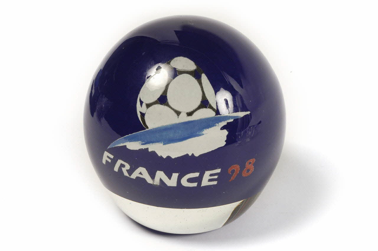boule de verre 1998.84.141 Photo