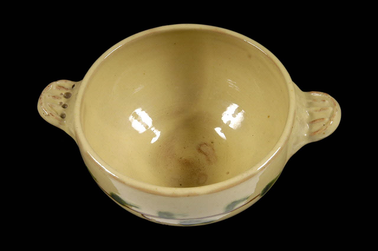Martial Henri Pivon bol à oreilles Rhône-Alpes, France 1900-1970 1998.9.199 Photo
