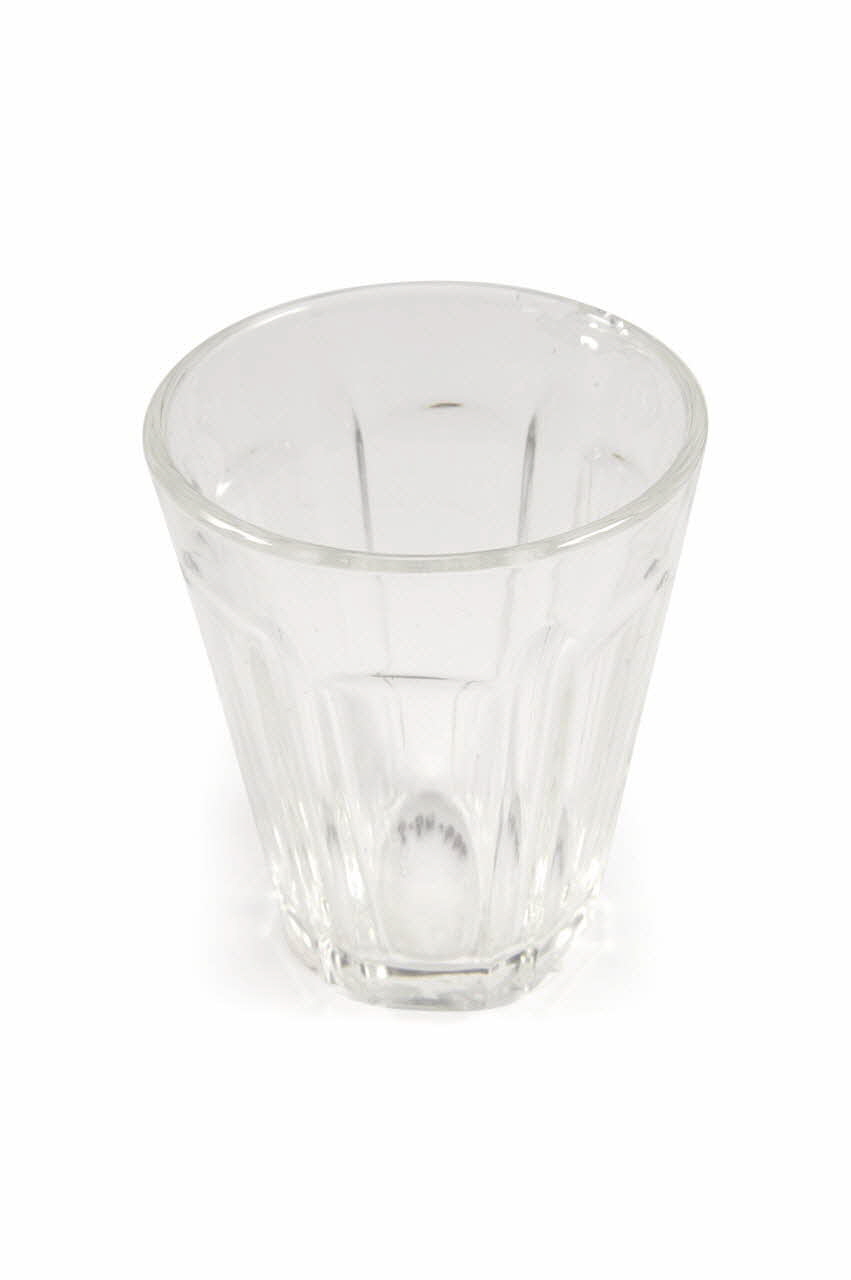 Cyclones Production verre La-Réunion(Territoire-d'Outre-Mer) 1997 1999.49.9 Photo