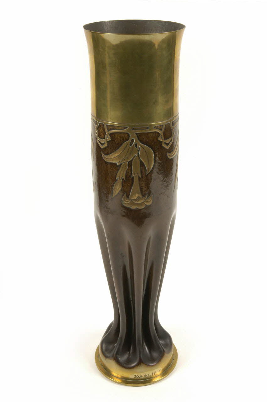 Eugène Laurent vase France 1916-1918 2001.67.16 Photo