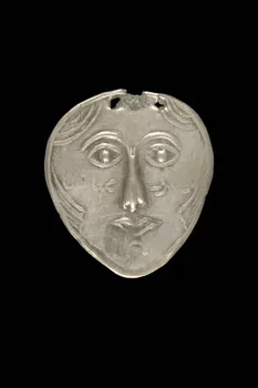 pendentif Iran 1901-2000 2002.100.68 Photo Mucem/Virginie Louis