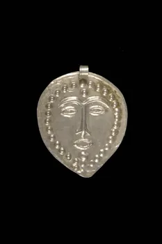pendentif Iran 1901-2000 2002.100.69 Photo