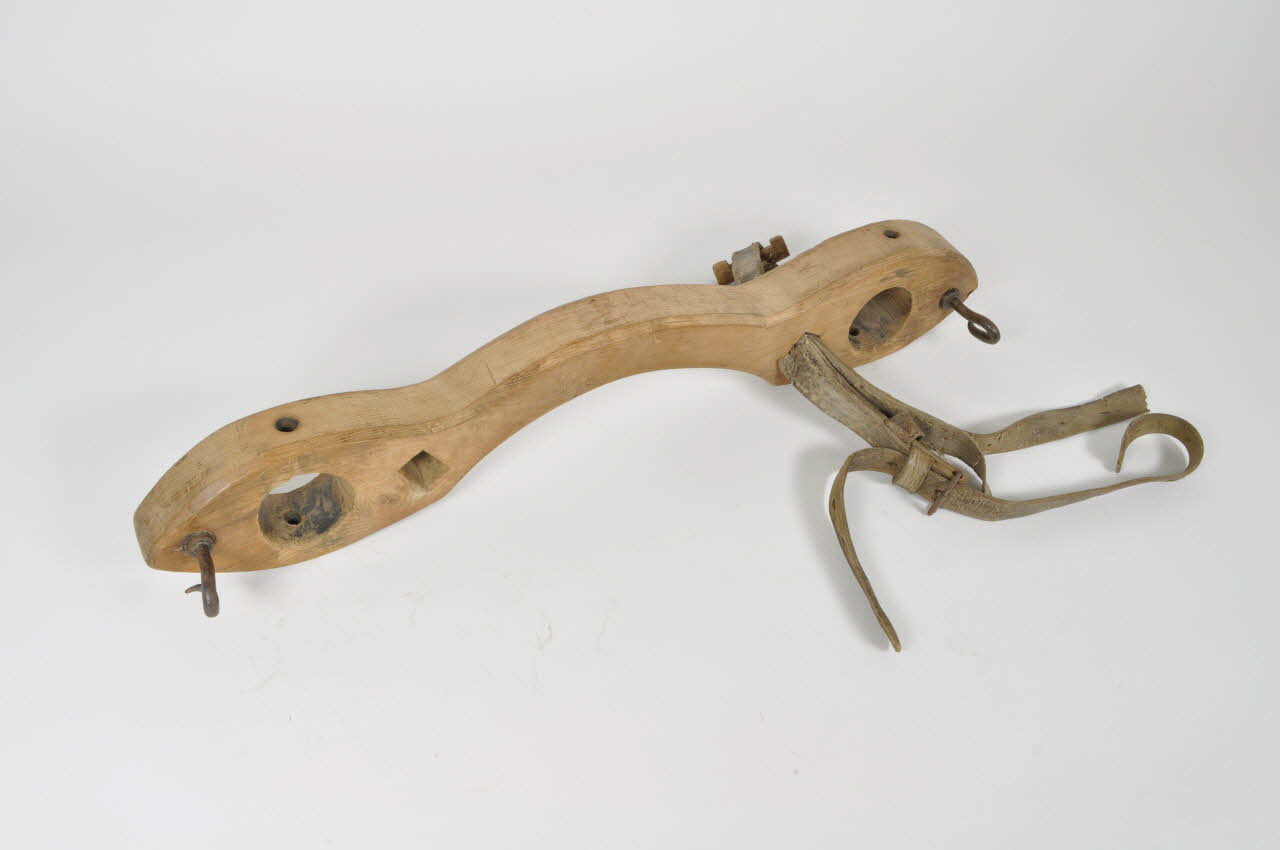 JOUG DE CORNES 1962.98.1.1-3 Photo Mucem