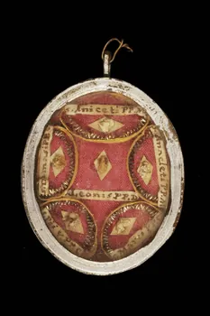 reliquaire pendentif 2002.4.418  Photo