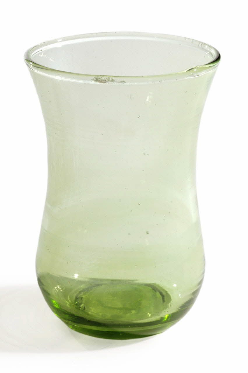 Soufflerie Abou Ahmad verre à thé kâs  ou kas des-s'il Damas, Syrie 2003 2003.165.12.13 Photo