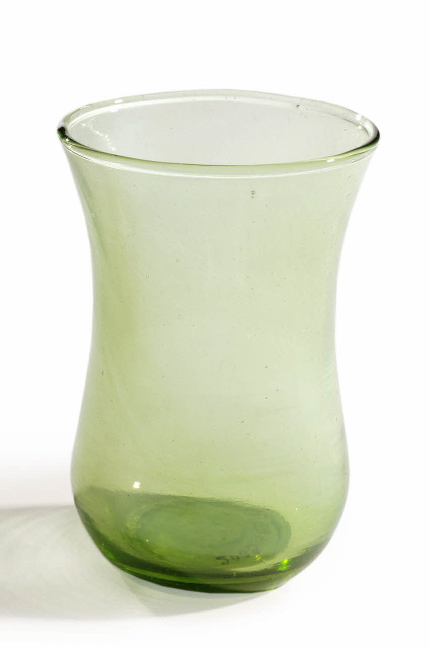 Soufflerie Abou Ahmad verre à thé kâs  ou kas des-s'il Damas, Syrie 2003 2003.165.12.2 Photo