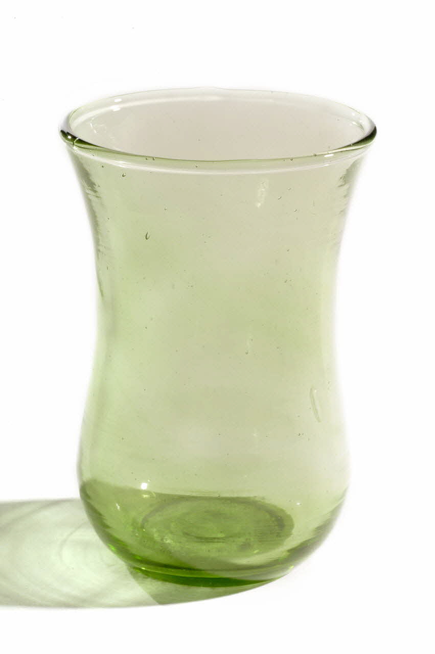 Soufflerie Abou Ahmad verre à thé kâs  ou kas des-s'il Damas, Syrie 2003 2003.165.12.9 Photo