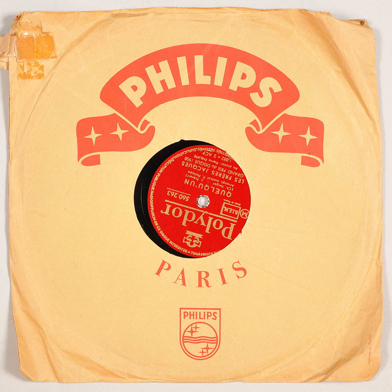 disque 78 tours Quelqu'un 2003.196.116 Photo