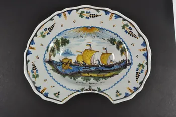 plat à barbe France 1811 1961.24.2 Photo Mucem