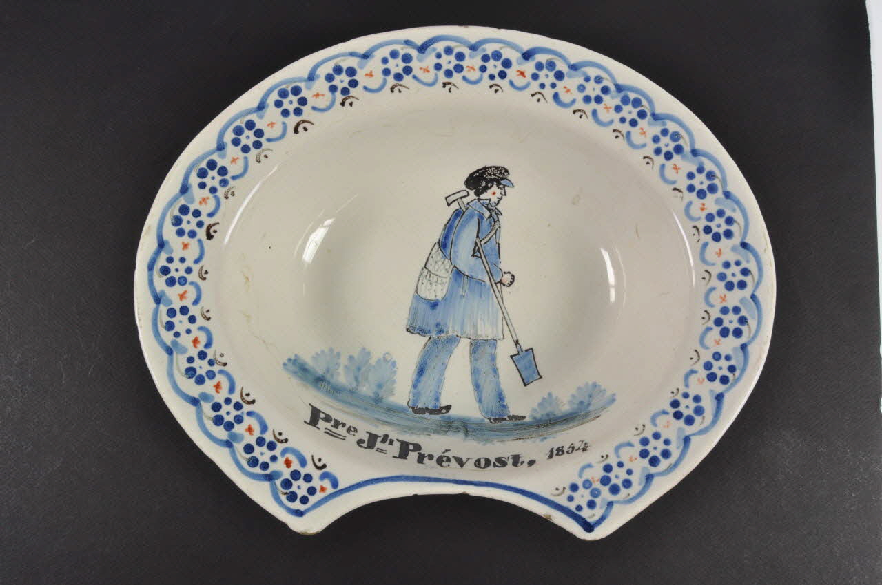 plat à barbe France 1854 1961.24.4 Photo Mucem