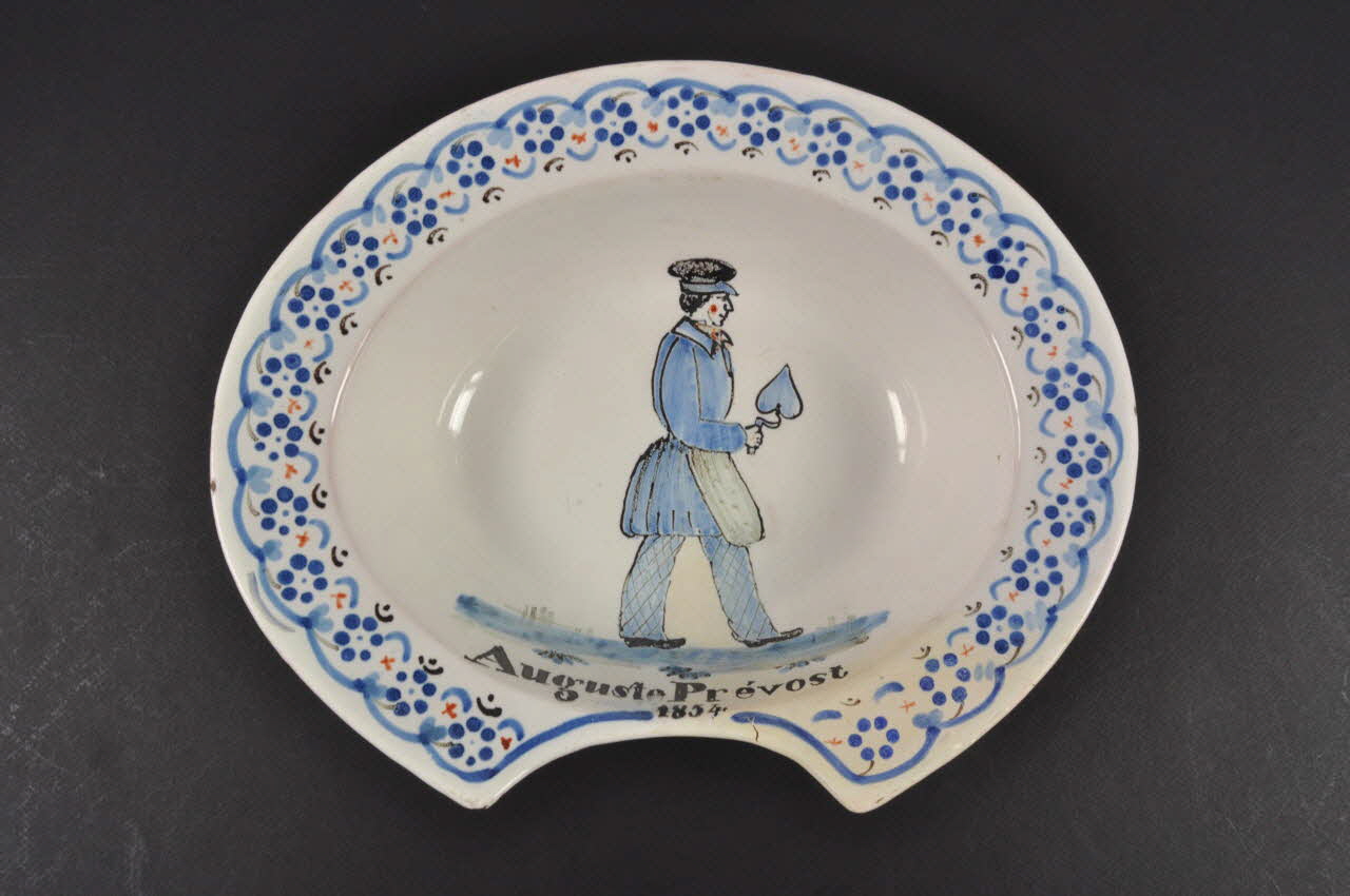 plat à barbe France 1854 1961.24.5 Photo Mucem