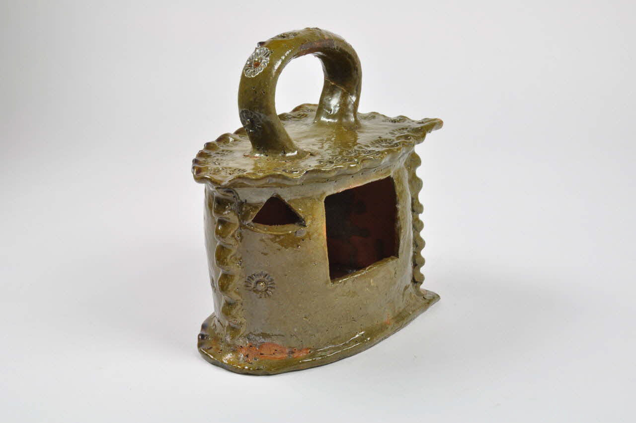 fer à repasser Basse-Normandie, France 1961 1961.24.7 Photo Mucem