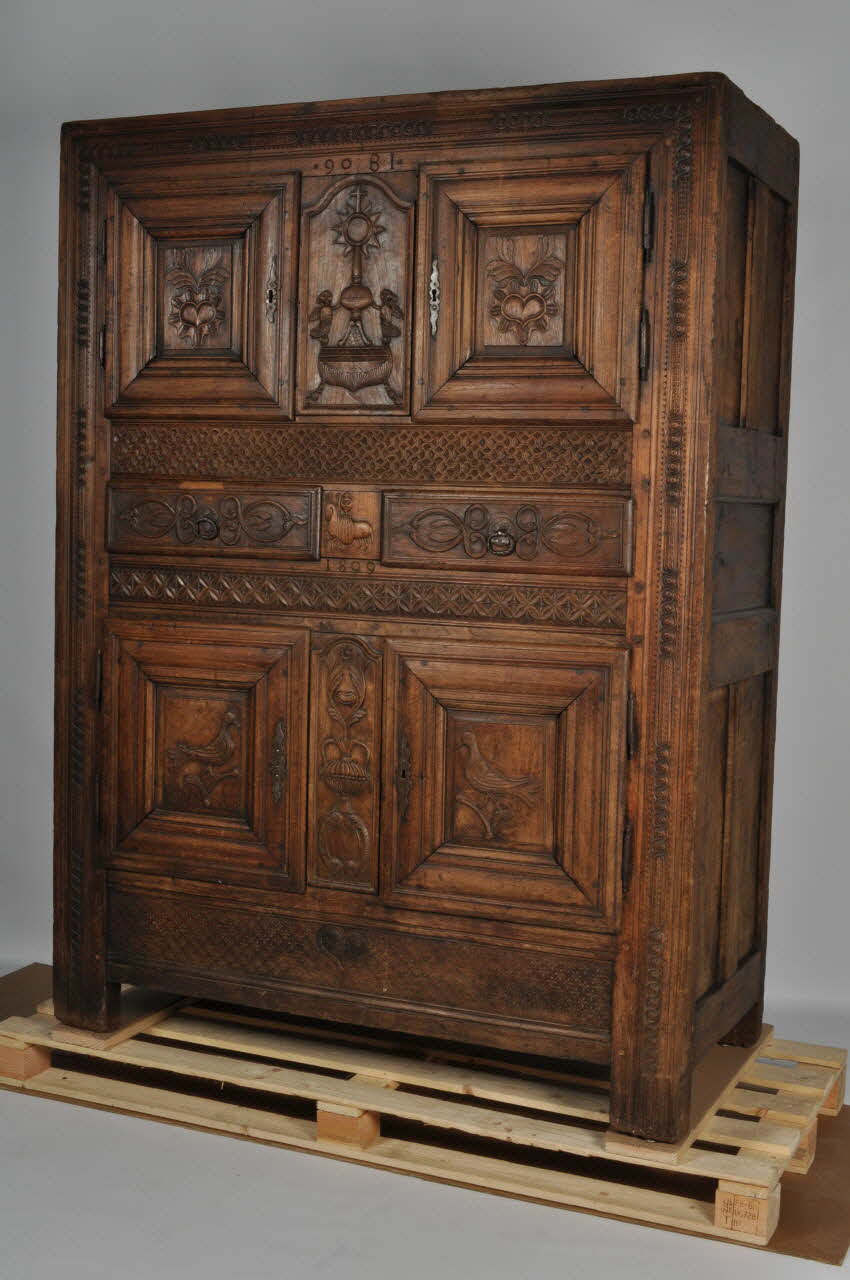 armoire Bretagne, France 1809 1961.29.1.1-7 Photo Mucem