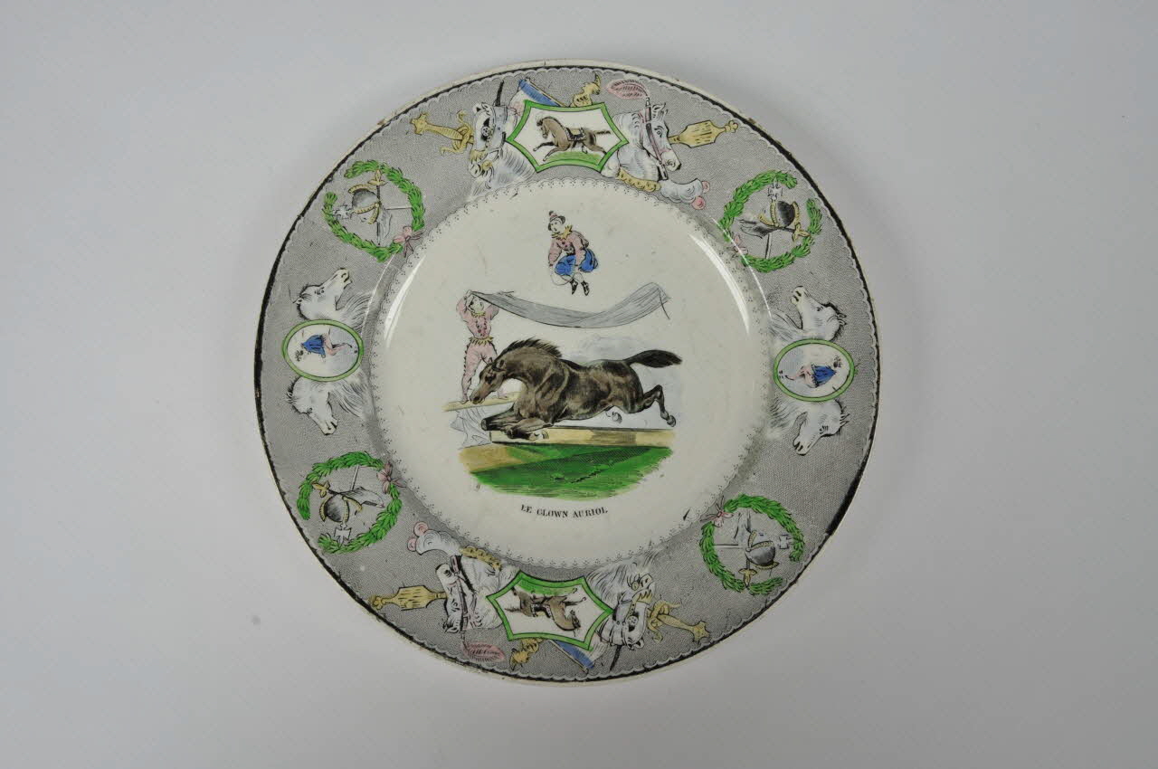 assiette plate Picardie, France 1850-1963 1963.172.8 Photo Mucem