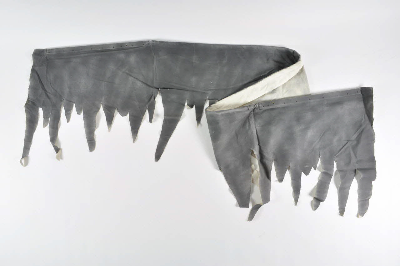 décor de théâtre de marionnettes 1963.177.50 Photo Mucem