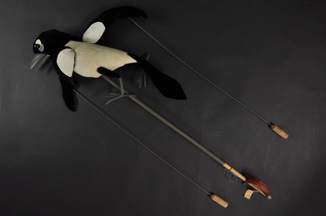 marionnette à tige et à tringles la pie 1963.177.82 Photo Mucem