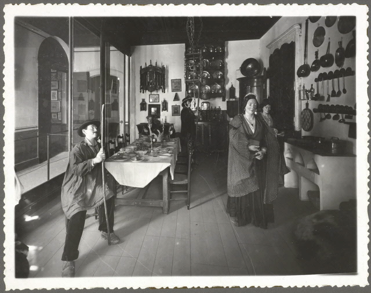 Barral photographie Arles : Museon Arlaten Provence-Alpes-Côte d'Azur, France 1936 Ph.1936.341 Photo