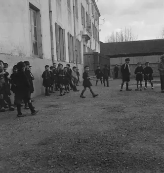 Marc Augier photographie MNATP. Enquête à Romenay Bourgogne, France 1937/2/1 Ph.1937.104 Photo