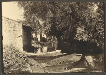 Menard photographie Marais poitevin. Bateau plat Poitou-Charentes, France 1937 Ph.1937.1436  Photo