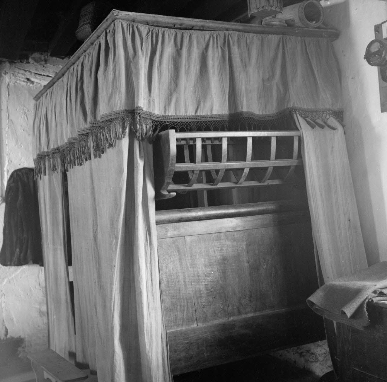 Duchemin photographie MNATP. Enquête à Romenay Bourgogne, France 1937/9/6 Ph.1937.2812 Photo