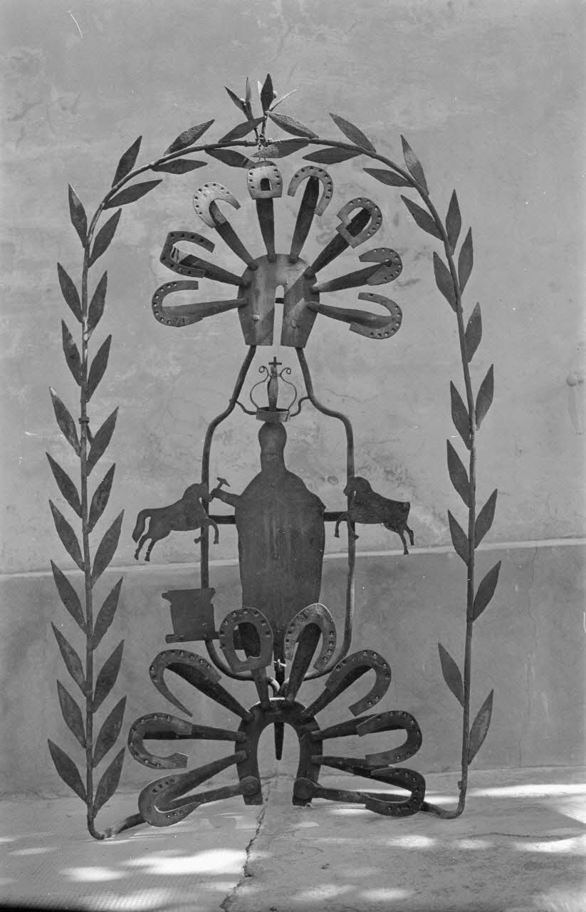 Mireille Place photographie MNATP. Mission de Marcel Maget et André Varagnac en Provence (novembre 1938) Provence-Alpes-Côte d'Azur, France 1938/9/21 Ph.1938.11.104 Photo Mucem / Mireille Place