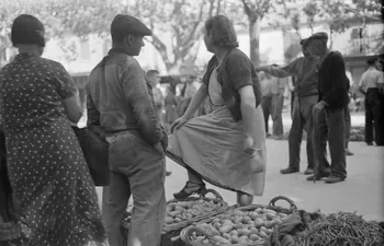 Mireille Place photographie MNATP. Mission conduite par Marcel Maget et André Varagnac en Provence (novembre 1938) Provence-Alpes-Côte d'Azur, France 1938/6/11 Ph.1938.11.18 Photo Mucem / Mireille Place