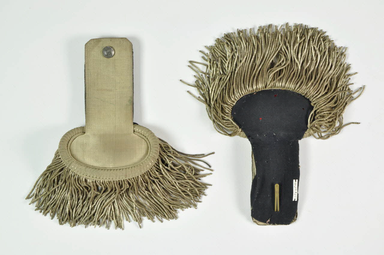 EPAULETTE 1961.70.47.1-2 Photo Mucem
