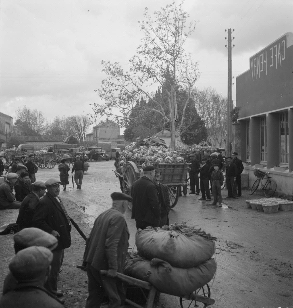 Marcel Maget photographie MNATP. Mission de Marcel Maget et André Varagnac en Provence (novembre 1938) Provence-Alpes-Côte d'Azur, France 1938/11/16 Ph.1939.1.157 Photo