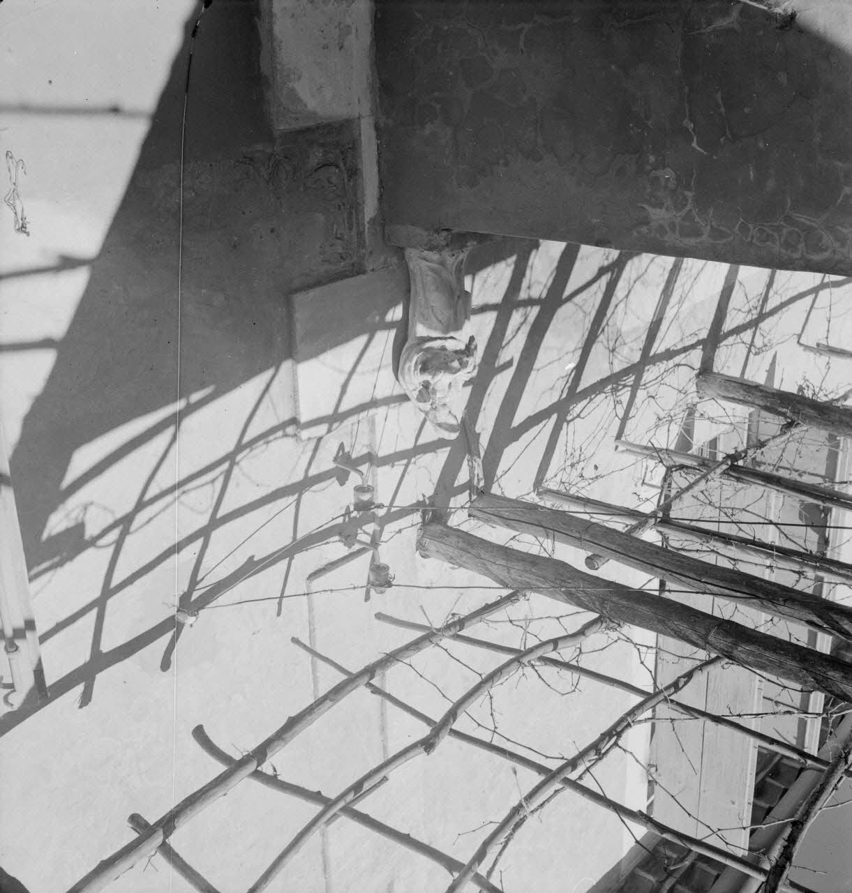 Marcel Maget photographie MNATP. Mission de Marcel Maget et André Varagnac en Provence (novembre 1938) Provence-Alpes-Côte d'Azur, France 1938/11/16 Ph.1939.1.187 Photo