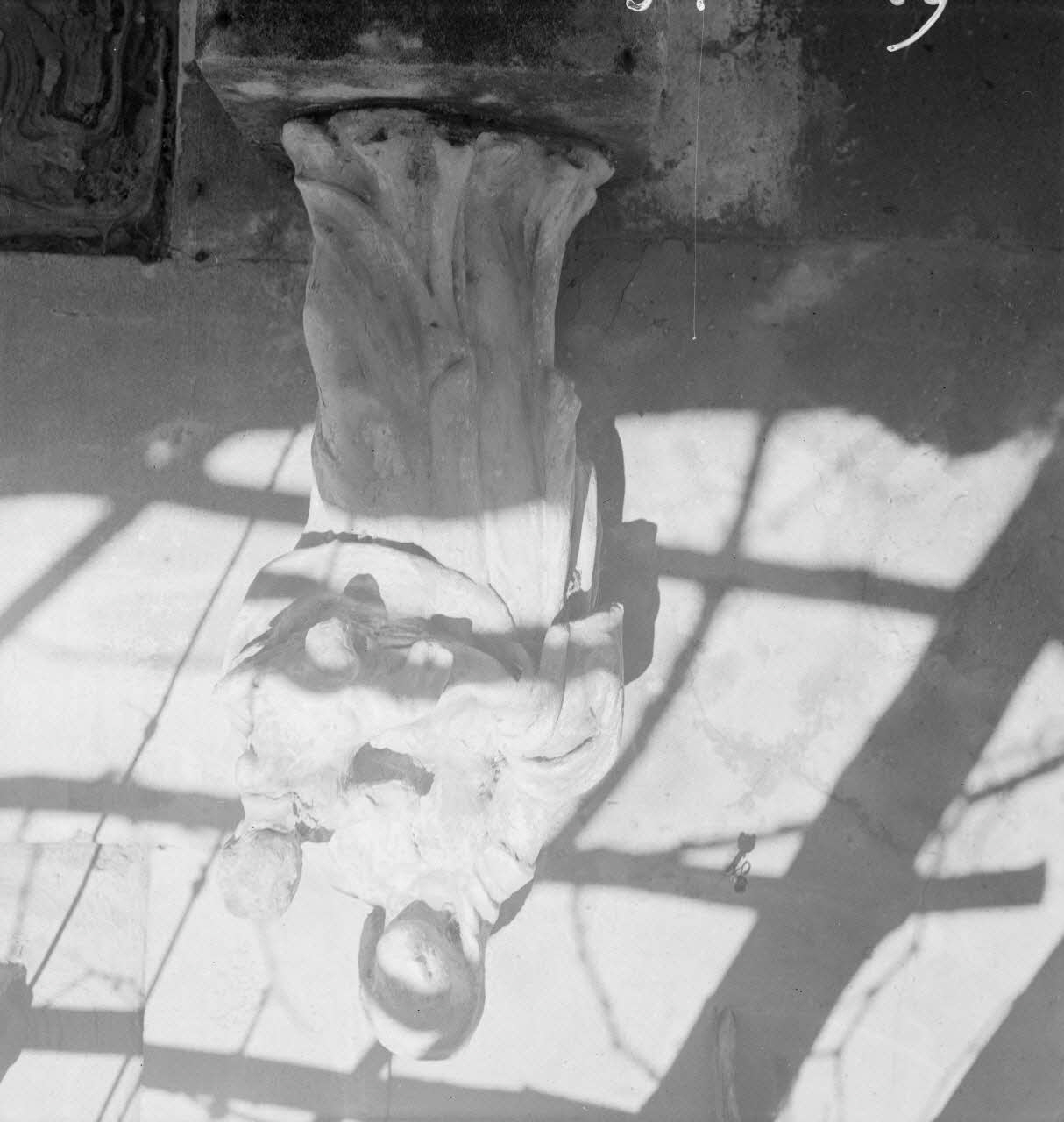 Marcel Maget photographie MNATP. Mission de Marcel Maget et André Varagnac en Provence (novembre 1938) Provence-Alpes-Côte d'Azur, France 1938/11/16 Ph.1939.1.189 Photo