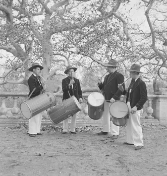 Marcel Maget photographie MNATP. Mission de Marcel Maget et André Varagnac en Provence (novembre 1938) Provence-Alpes-Côte d'Azur, France 1938/11/18 Ph.1939.1.268  Photo