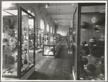 photographie Paris : Musée d'ethnographie du Trocadéro. Exposition. Mission Dakar-Djibouti Ph.1940.105.2 Photo