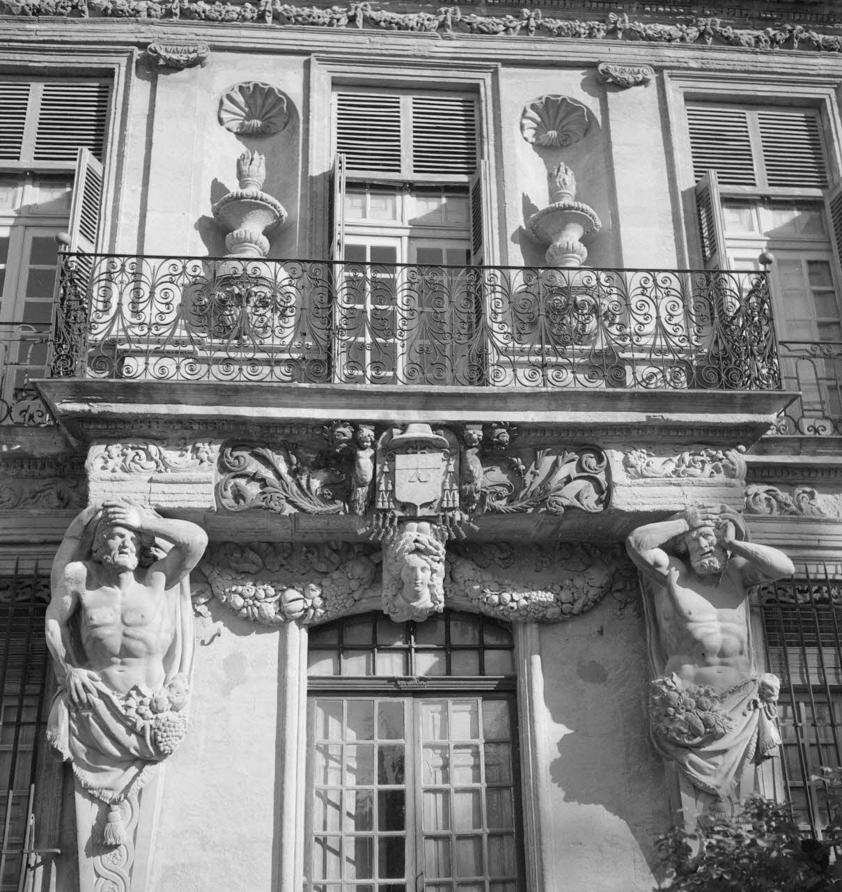Maurice Cloche photographie Pavillon Vendôme. Demi-ensemble Provence-Alpes-Côte d'Azur, France 1941 Ph.1941.124.58 Photo