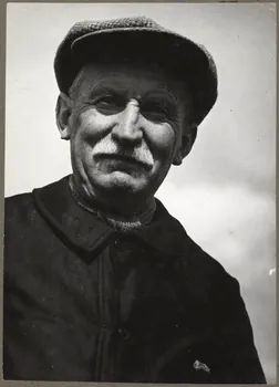 Nora Dumas photographie Fermier Ile-de-France, France 1927 Ph.1941.129.34  Photo